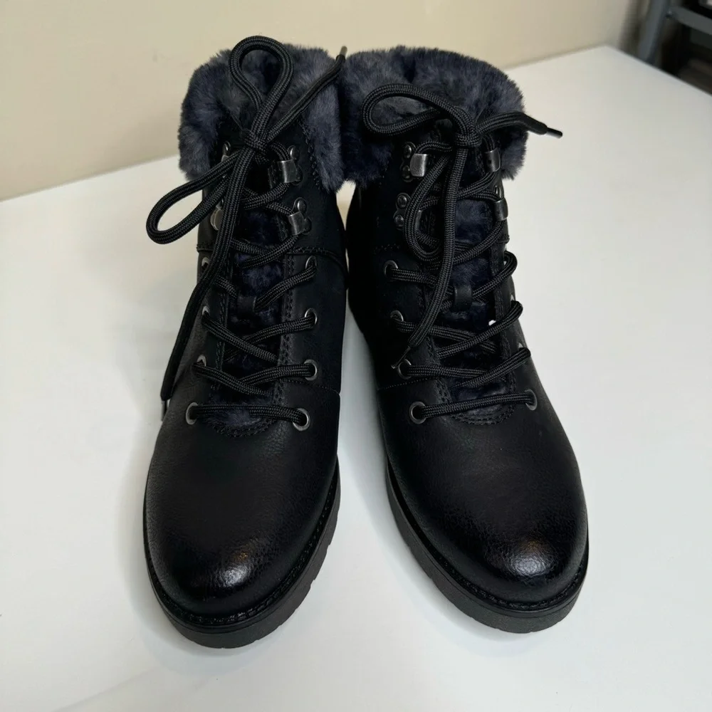 Soul Naturalizer Women’s Quentin Black Ankle Boot Size 6.5